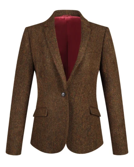 Front view of women's rust brown tweed blazer featuring classic notch lapels and tailored styling. Back view of women's brown tweed blazer showing its structured feminine silhouette. Side view of women's rust tweed blazer with a shaped waist and hip-length proportions. Close-up of rust brown tweed fabric featuring intricate copper and dark brown geometric detailing. Detail of women's rust brown tweed blazer showing front button fastening, notch lapels, flap pockets, and button-detailed cuffs.